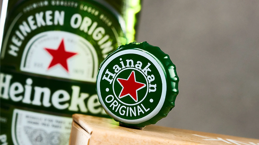 The Clink (Cap in Bottle) by Iarvel Magic and Wonder House (Heineken)